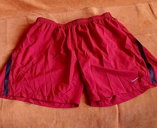 Nike Herren Running Shorts L Sportshorts Rot Tasche Reißverschluss