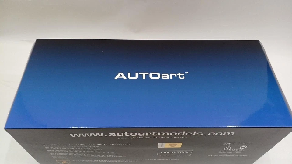 Modellino Lamborghini Aventador AutoArt 1/18 Mini Car Collection - Immagine 2 di 4