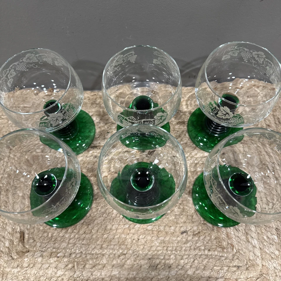 Juego de copas de vino grabadas vintage francés Luminarc verde esmeralda con tallo de colmena 9 MCM Foto 2 de 4