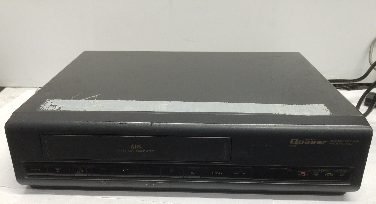 Quasar Video Cassette Recorder VHS VCR VH220 (no remote) eBay