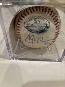GAME USED BY CLAYTON KERSHAW SIGNED  BASEBALL MLB HOLO + JSA COA. DODGERS.