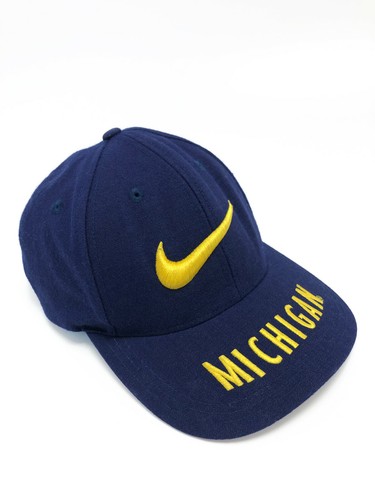 Nike Team Sports 90s Vintage Michigan 