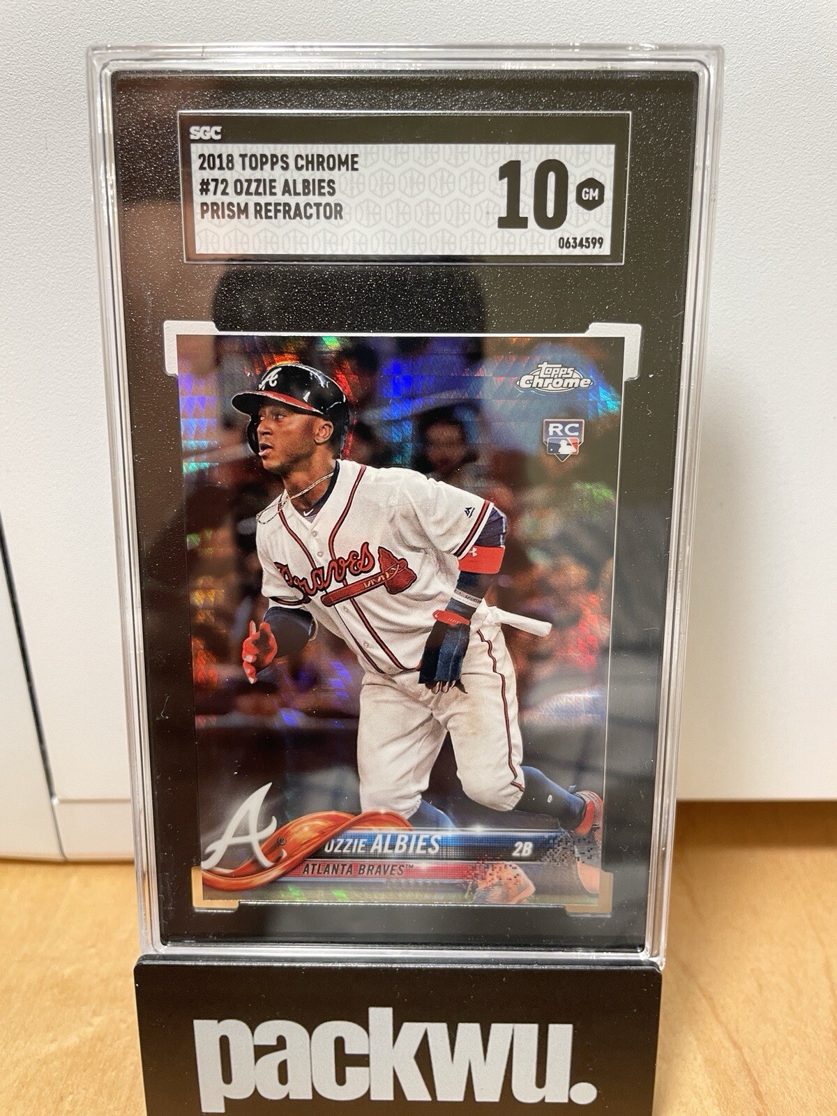 2018 Topps Chrome - Prism Refractor #72 Ozzie Albies (RC) SGC 10 BRAVES