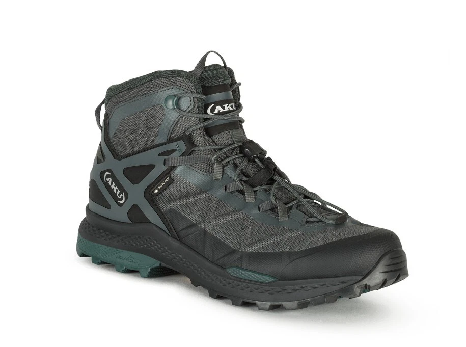 Fast top hiking shoes