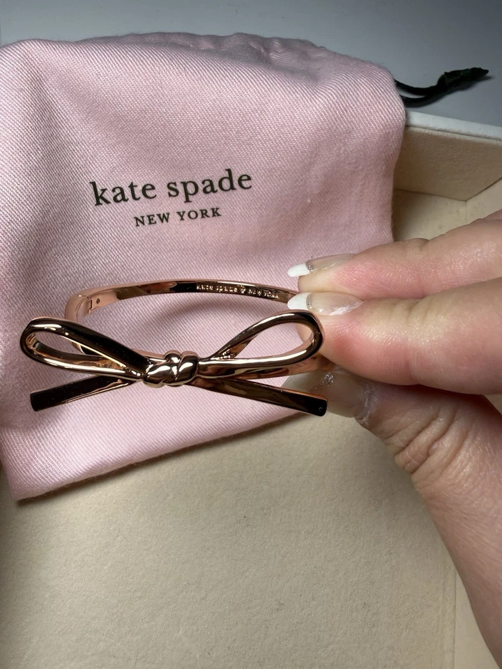 Kate Spade Large Rose Gold Bow Love Notes Bangle Bracelet - Image 4 of 4