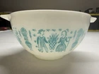 BEAUTIFUL VINTAGE PYREX #441 AMISH BUTTERPRINT 1 1/2 PT BOWL-TURQOUISE & WHITE