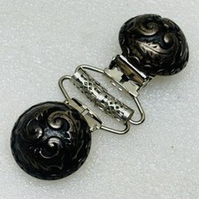 Vintage-Style Scroll Leaf Round Silver Tone Metal Sweater Cape Cloak Clasp   VG  