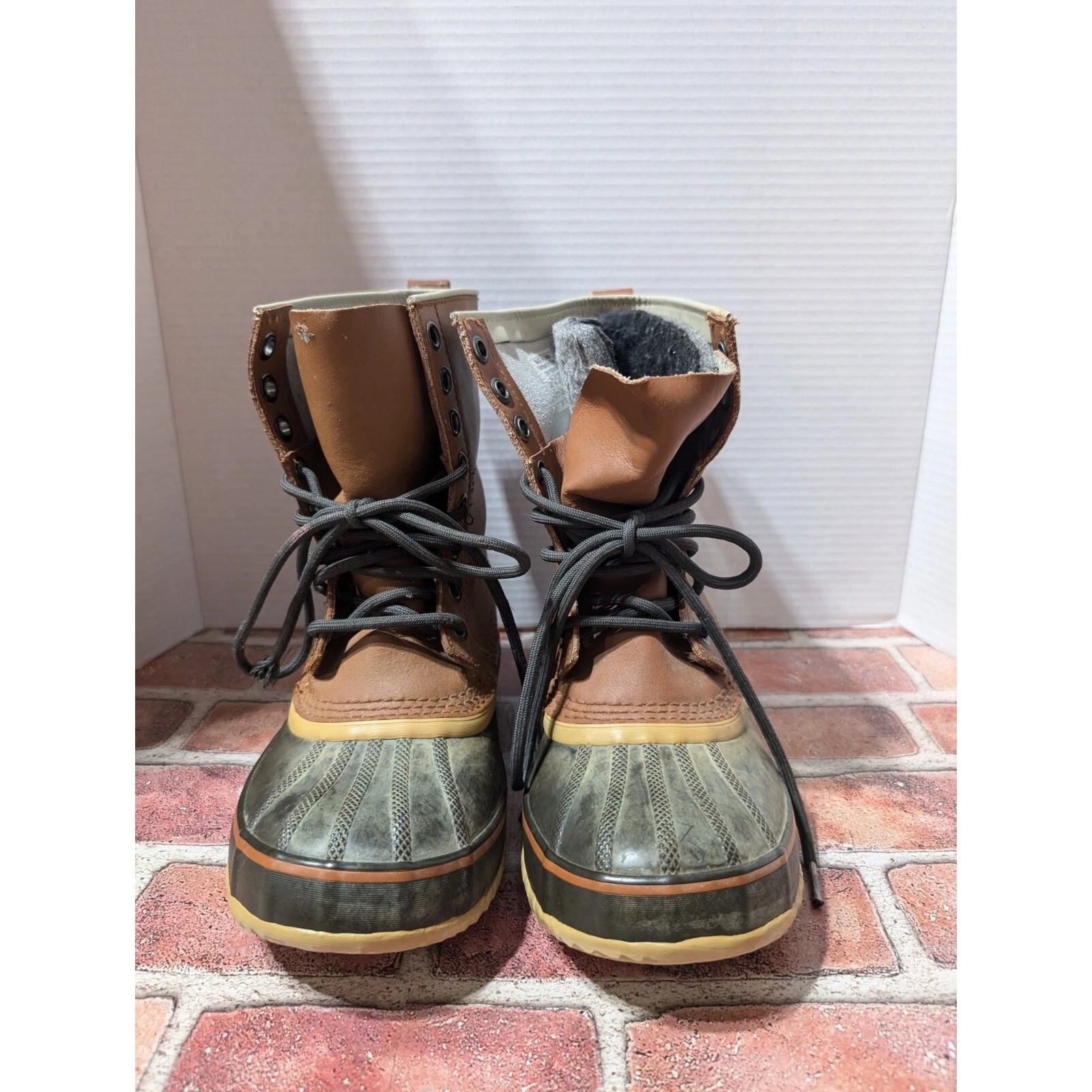 SOREL 1964 Premium Leather WATERPROOF Insulated Snow Boots Mens US Sz 8 TAN
