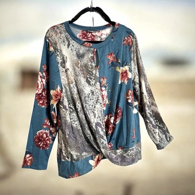 Story Teller Top 3X Colorblock Front Twist Floral Snakeskin Mixed Media Artsy