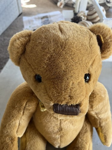 Brown FAO Schwartz Sitting Teddy Bear W/ Gold Foil Paws - Picture 2 of 7