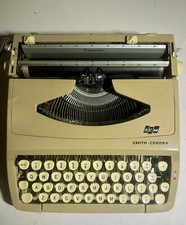 Vintage Typewriter SMITH CORONA PROFILE 1960s Made in England Portable  thumbnail