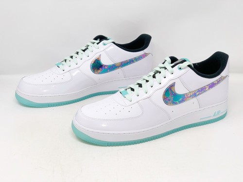 White Sneaker, Size 11.5 BNIB DD9613 