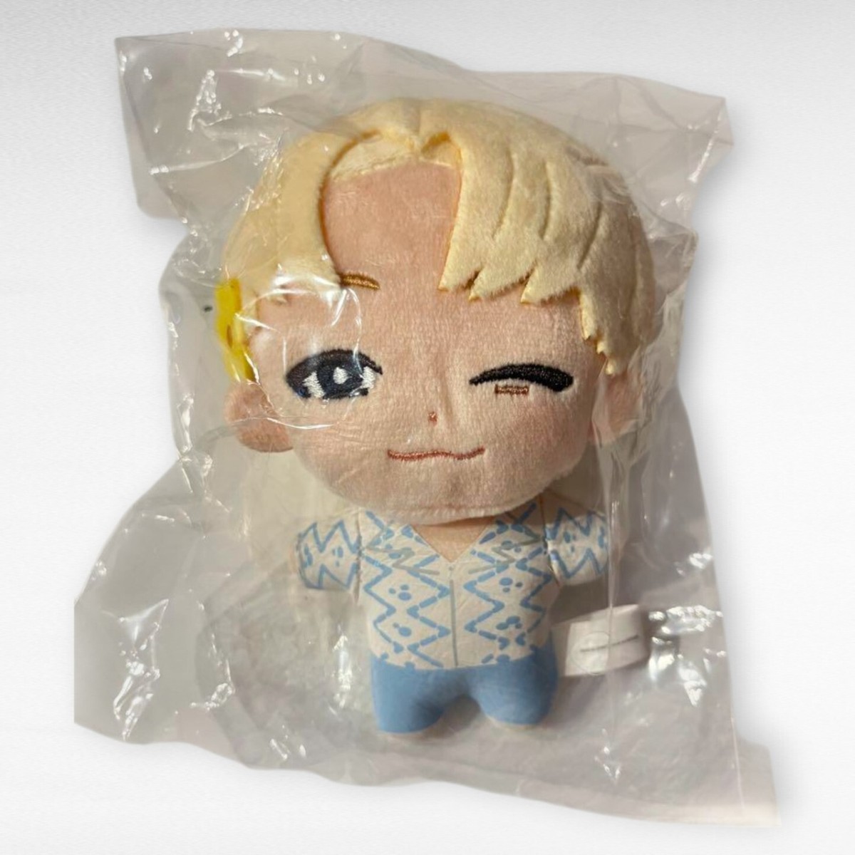 SEVENTEEN - woozi 20cmドール SEVENTEEN woozi ウジ ドール ぬいぐるみ 20cm - メルカリ