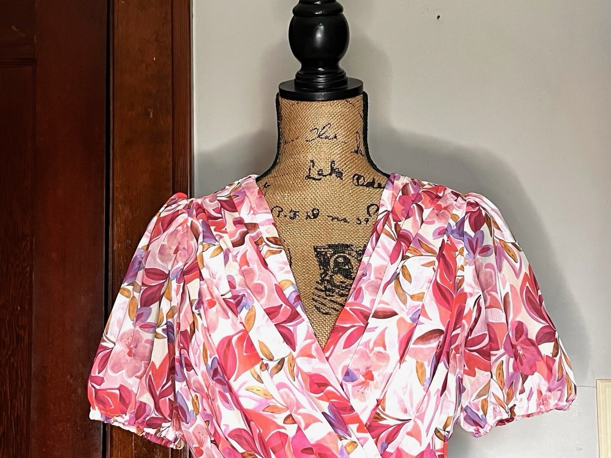 showpo pink floral dress SHOWPO PINK FLORAL STRETCH BODYCON RUCHED RUFFLE DRESS SIZE 4