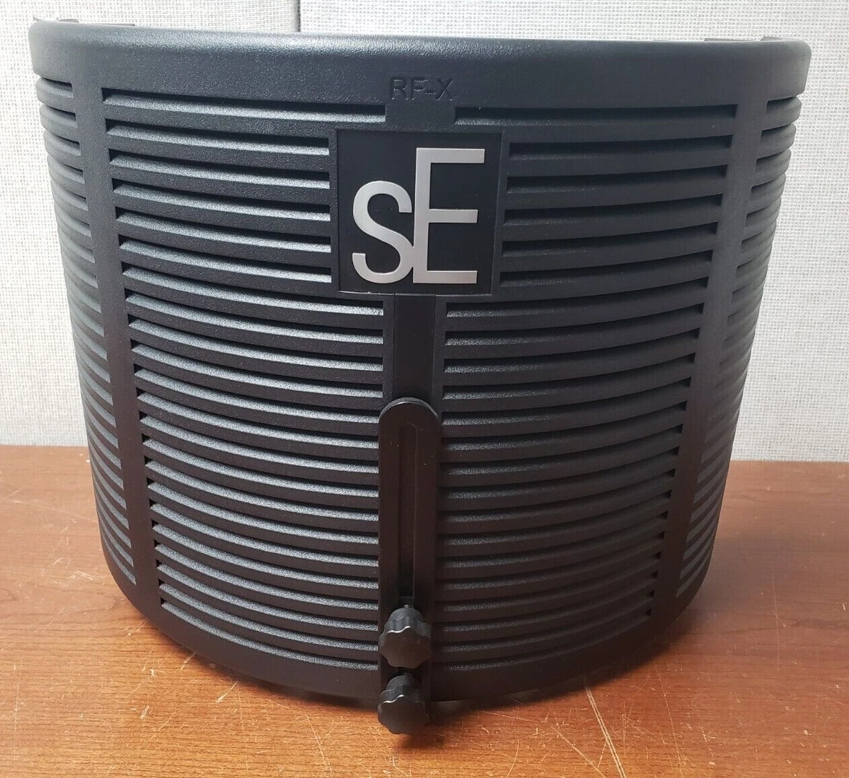 sE Electronics RF-X Reflexion Filter Portable Microphone Vocal Booth