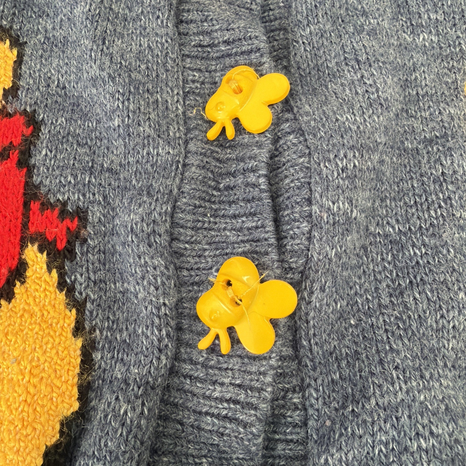 RARE Vintage 90s Winnie The Pooh With Bee Buttons Knit Cardigan Sweater Sz 6 Kid