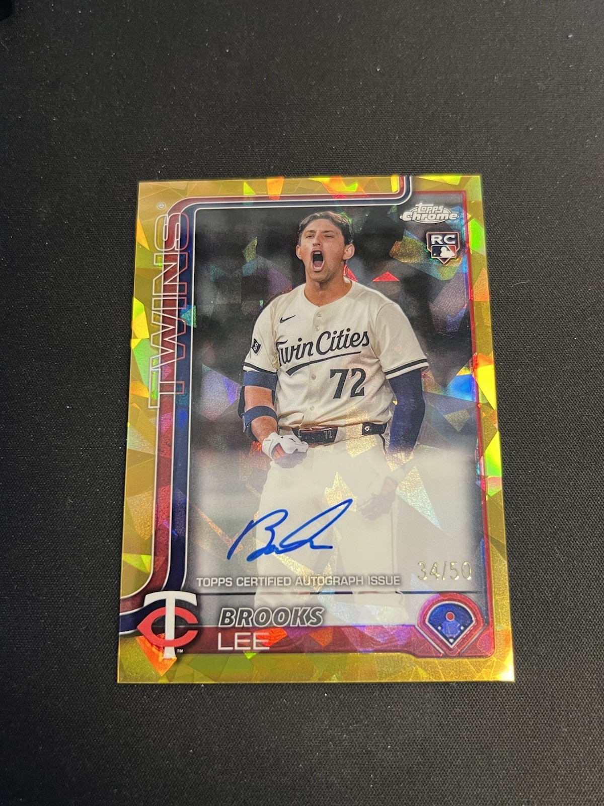 2025 Topps Chrome Sapphire Gold Brooks Lee On Card Auto /50 (RC)