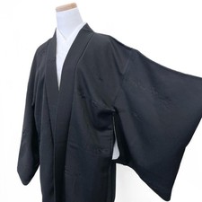 Paulownia Crest Kimono Haori with Mountain View & Pine Design Used Japan