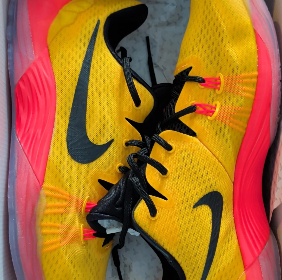 Nike Zoom Kobe Venomenon 5 University Gold for Sale | Authenticity