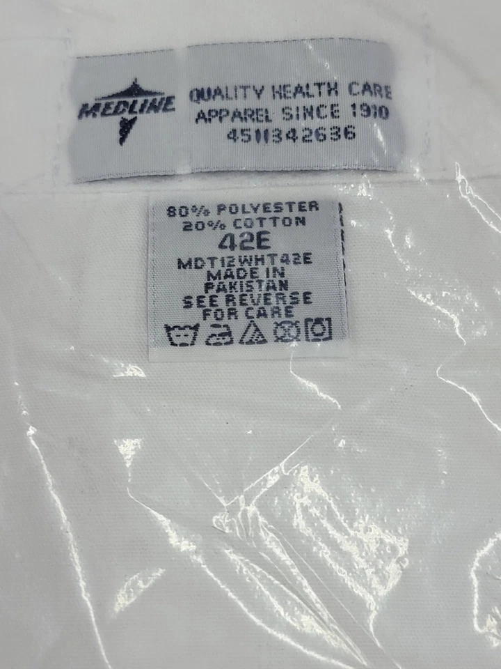 Medline MDT12WHT White Full Length Lab Consult Coat With Pockets 30" 42E. 2pk - Image 3 of 3