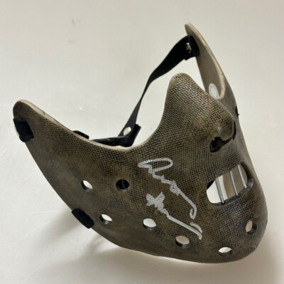 SIR ANTHONY HOPKINS 'Silence Of The Lambs''  Hannibal The Cannibal MASK +SWAU COA