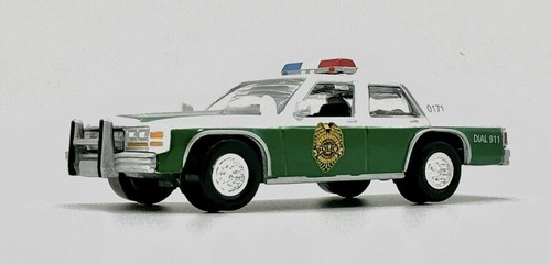 1988 - 1991 Ford Crown Victoria Police Interceptor Limited Ed Model 1/64 Scale E - Picture 2 of 6