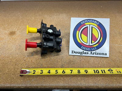 MV-3 Dash Control Valve. # S-16988 Ref. # Bendix 800516, 065157