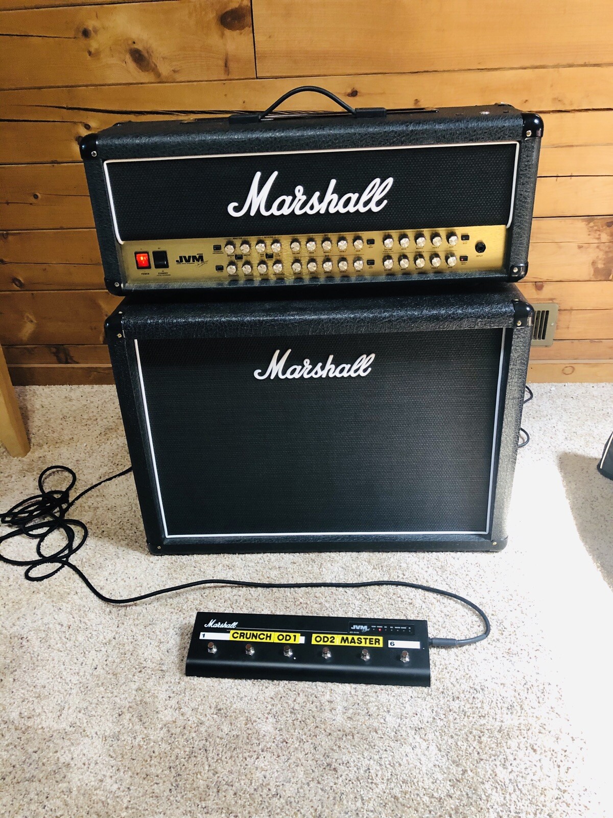 marshall 2x12 speaker cabinet