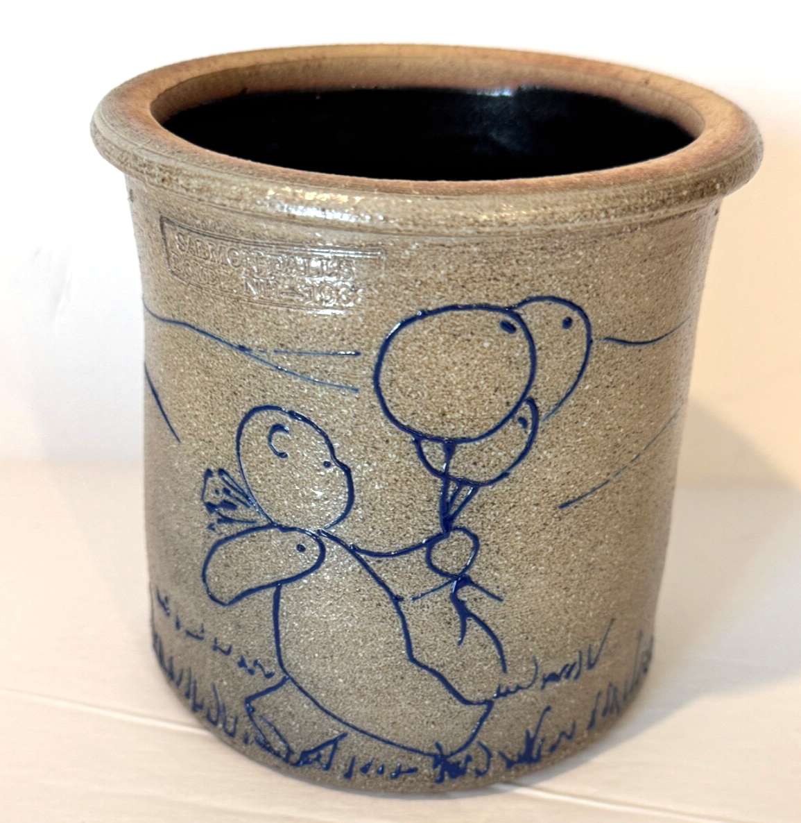Salmon Falls Pottery Helen Berg Bear + Balloons Crock 1990 Salt