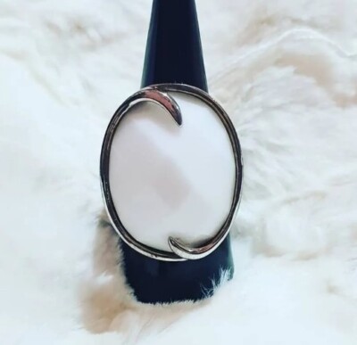 925 Silver and White Agate Ring (Dyed)