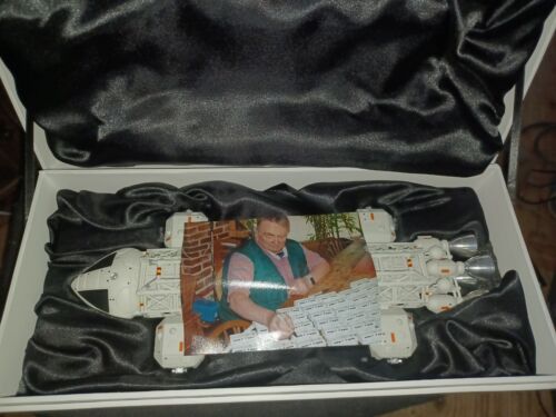 RARE Product Enterprise Space 1999 Ltd SIGNED Brian Johnson Eagle MIB 11 of 300! - Picture 2 of 8