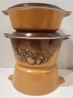 Vtg Pyrex Old Orchard Butterscotch Brown Casserole Lot w/ 2 Lids | 471 473 473
