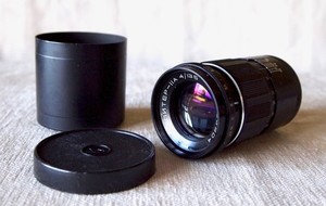 Jupiter-11A 135mm f/4 Soviet Telephoto Lens M42 Screw Mount Matching Lens Hood