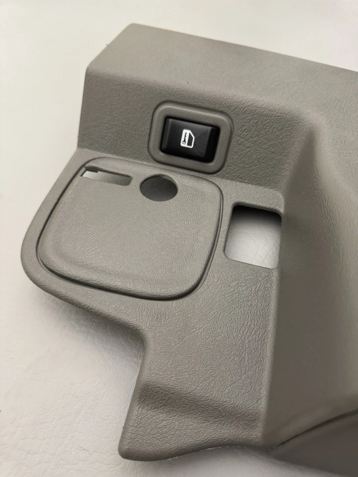 2016 - 2024 GMC SAVANA 3500 FRONT RIGHT DOOR WINDOW SWITCH OEM 23395359 GRAY_93G - Image 4 of 4