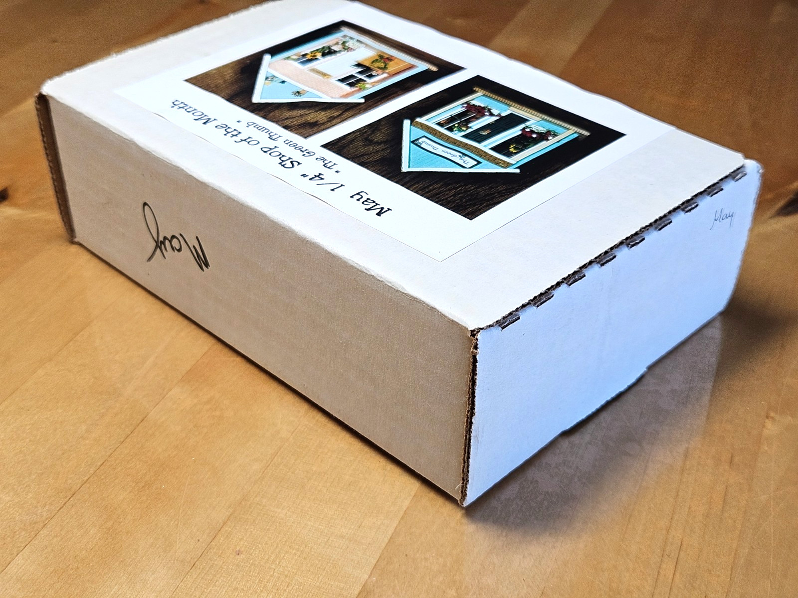 1:48 May Green Thumb Flower Shop and Furniture Kit by Debbie Young At Heart, NIB