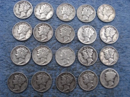 20 SILVER MERCURY DIMES WITH DATES lot 961
