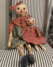 PRIMITIVE Handmade Grunge CHRISTMAS SNOWMAN Sisters Snowgirls Dolls Big 28”