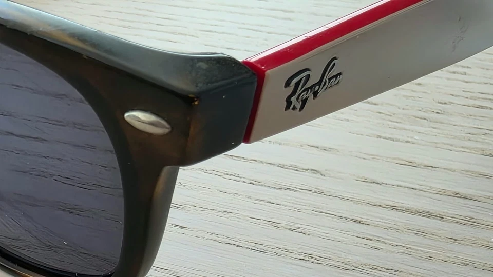 Ray-Ban Wayfarer Classic RB2132, foto 4 di 5