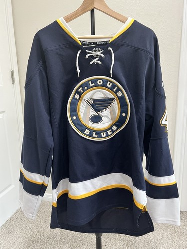 St Louis Blues #41 Jaroslav Halak NHL Reebok CCM Jersey Sz 50 Made In Canada - Picture 10 of 18