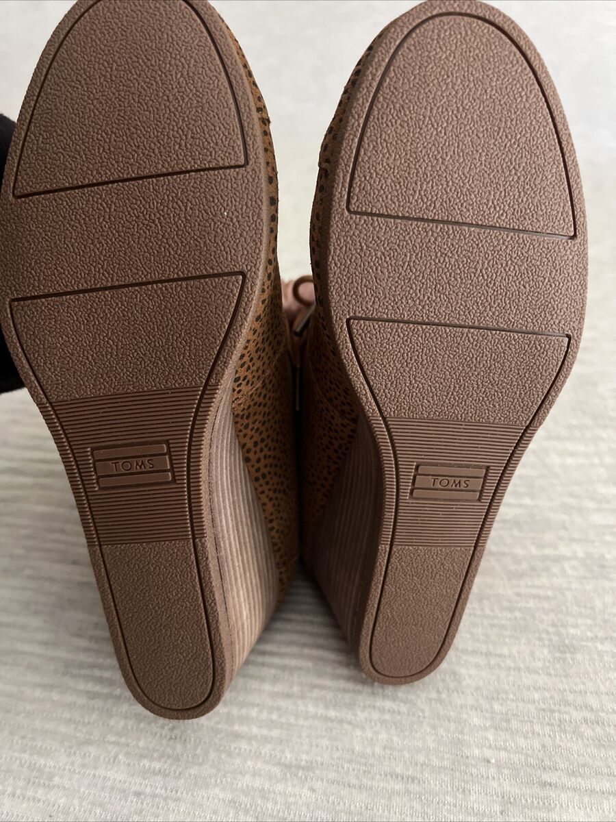 Toms Desert Ankle Lace Up Brown Suede Boots Women's Cheetah Toms Desert Ankle Lace Up Brown Suede Boots Women's Cheetah