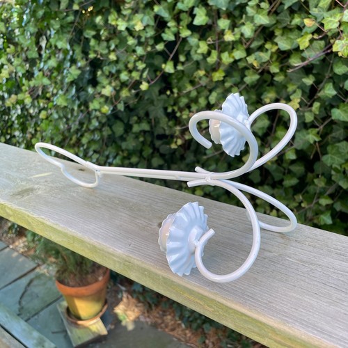 11.5" Modern White Paint Wrought Iron Table Top 2 Candle Holder Heart Valentine - Picture 2 of 3