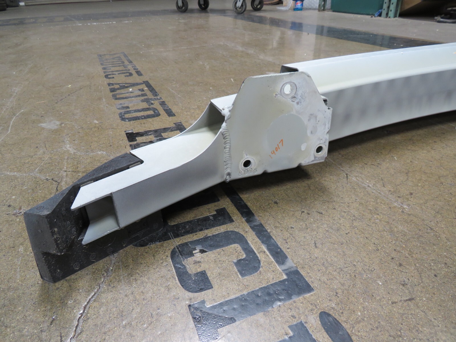 Maserati Granturismo, Rear Bumper Reinforcement, Used, P/N 80308900