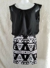 As U Wish Black And White Block Aztec Dress Sequin Pattern Size Small