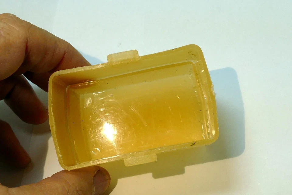 Amber worm yellow Soft Diffuser Dome for 430EX 40x70mm - Image 3 of 4