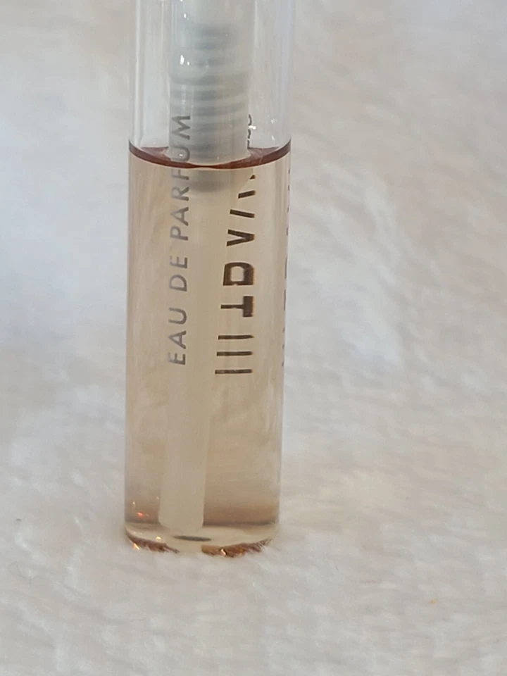 Paco Rabanne Ultravioleta Eau De Parfum Spray Mujer 1 OZ (15 MUESTRAS @ 2 ml ea) Foto 4 de 4