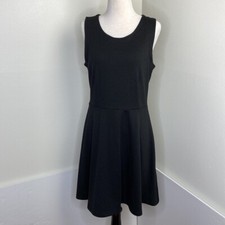 Black Sleeveless Fit & Flare Dress With Back Zipper Closure In Size Large