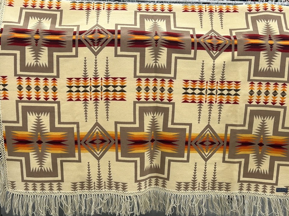 Vintage Pendleton Beaver State Chief Joseph Wool Reverse Color Blanket