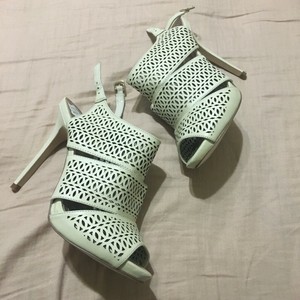 bcbg white heels