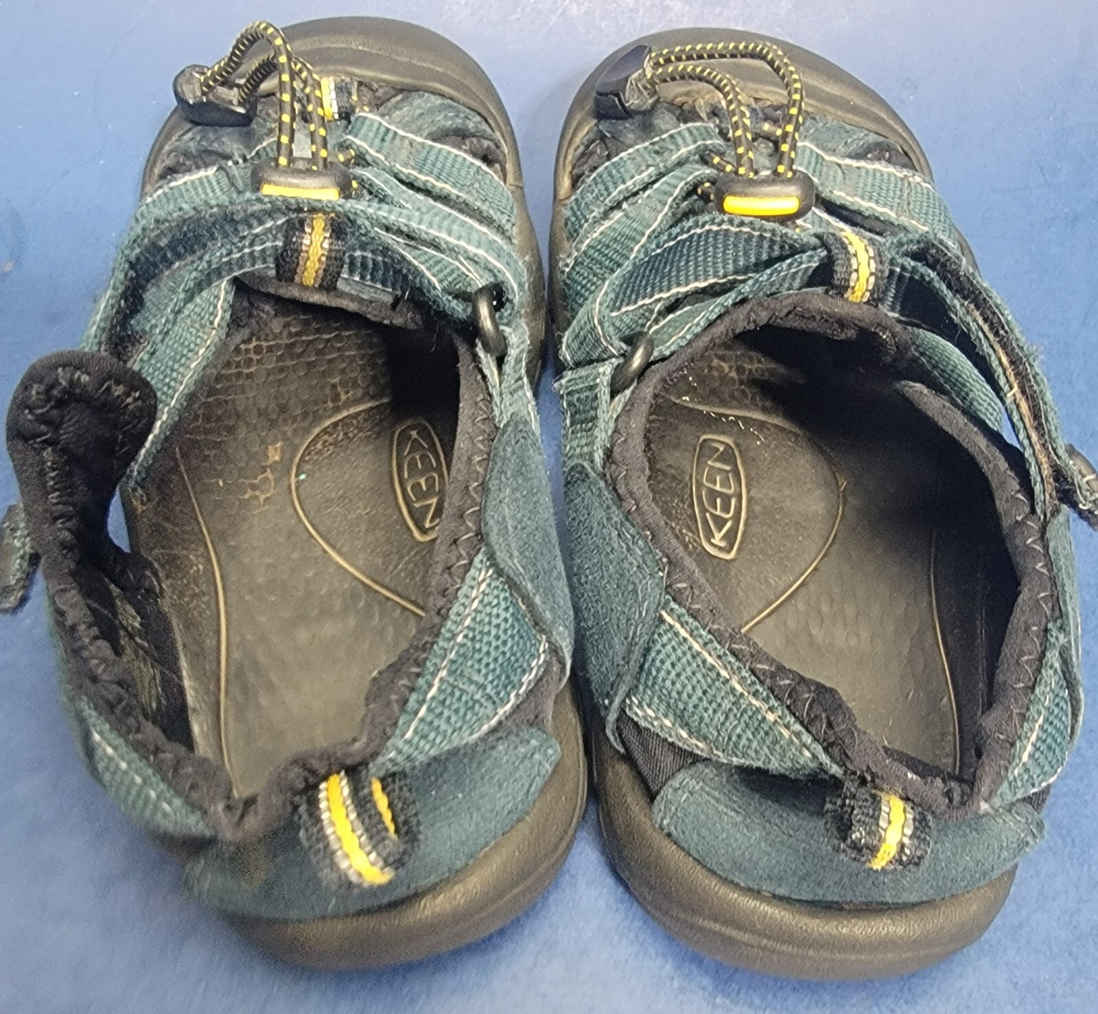 Scarpe Keen FishermanBoys taglia 2 blu impermeabili sport escursionismo giovani sandali