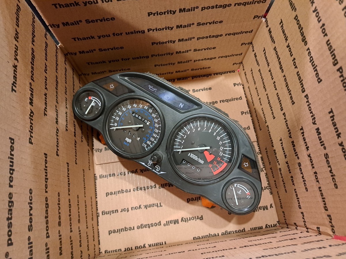 ユウ　 1995 Kawasaki Ninja ZX600E ZZR600 ZX6 ZX600 Speedometer